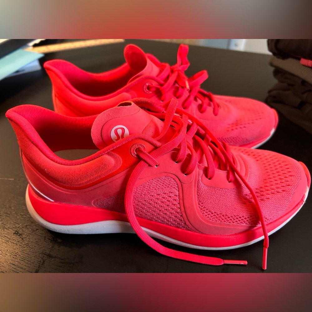 Lululemon Chargefeel Low Women’s Workout Shoe